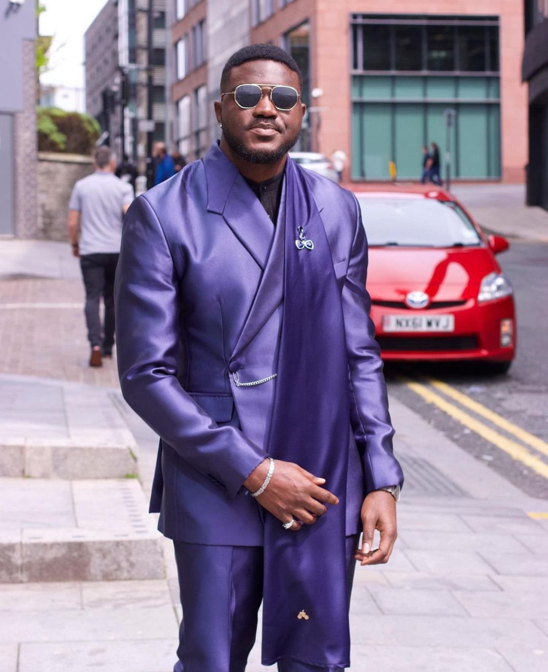 الأرجواني الساتان الرجال البدل - مراجعة Men Formal Wear Purple وسعره