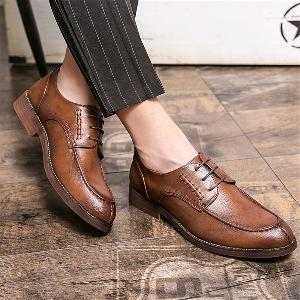 أحذية رجالية أنيقة غير قابلة ل - مراجعة Men Formal Wear With Sneakers وسعره