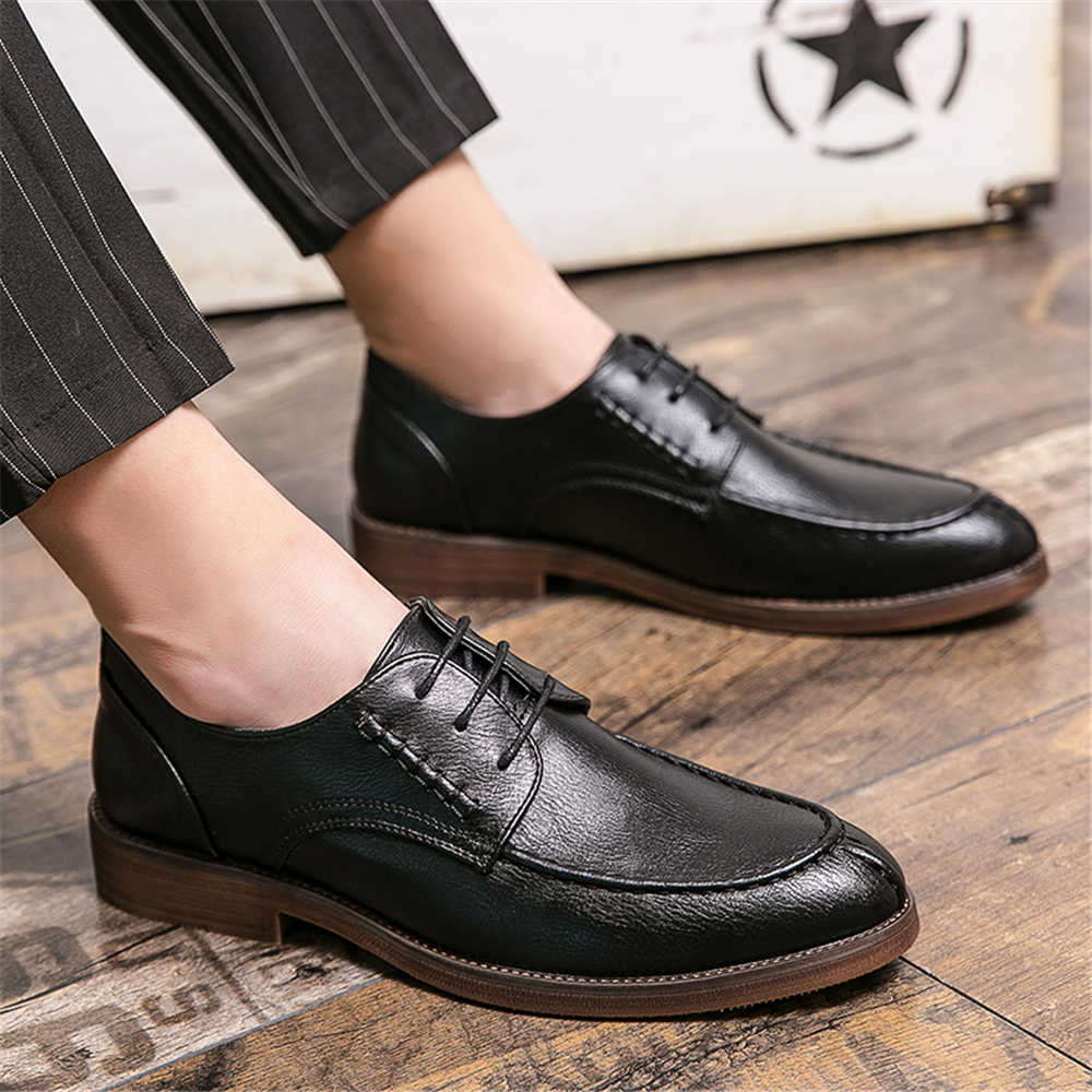 أحذية رجالية أنيقة غير قابلة ل - مراجعة Men Formal Wear With Sneakers وسعره